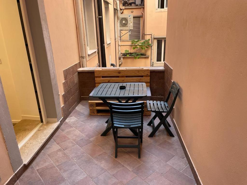 Casa Vacanze Ginevra 1 ตรีเอสเต ภายนอก รูปภาพ