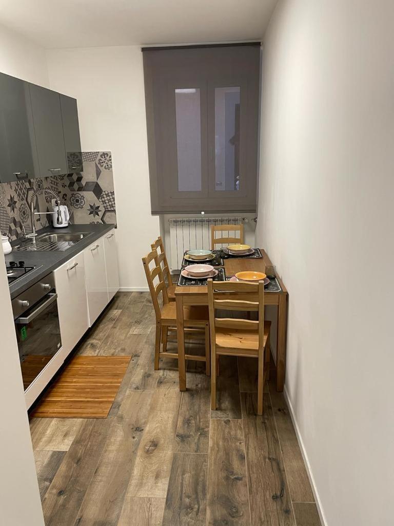 Casa Vacanze Ginevra 1 ตรีเอสเต ภายนอก รูปภาพ